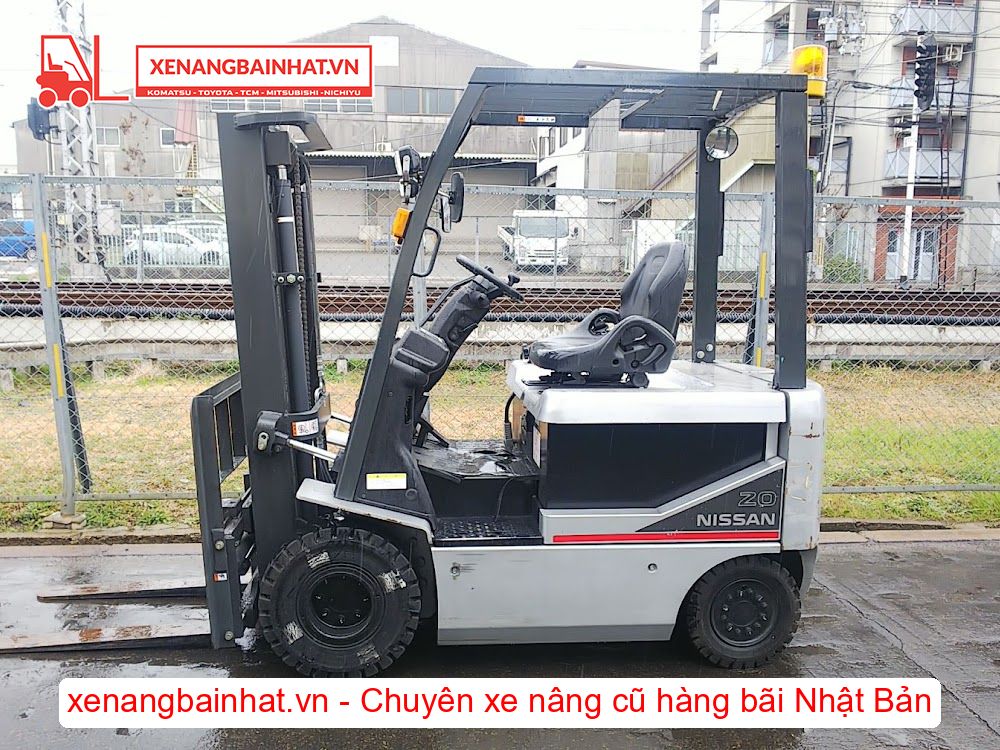 Xe nâng Điện 2 Tấn Nissan P1B2L20 (FB20) nâng cao 3m SX 2011