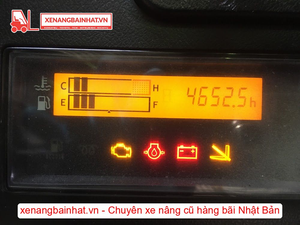 Xe nâng dầu 2.5 Tấn TOYOTA 02-8FD25 nâng cao 3m SX 2015