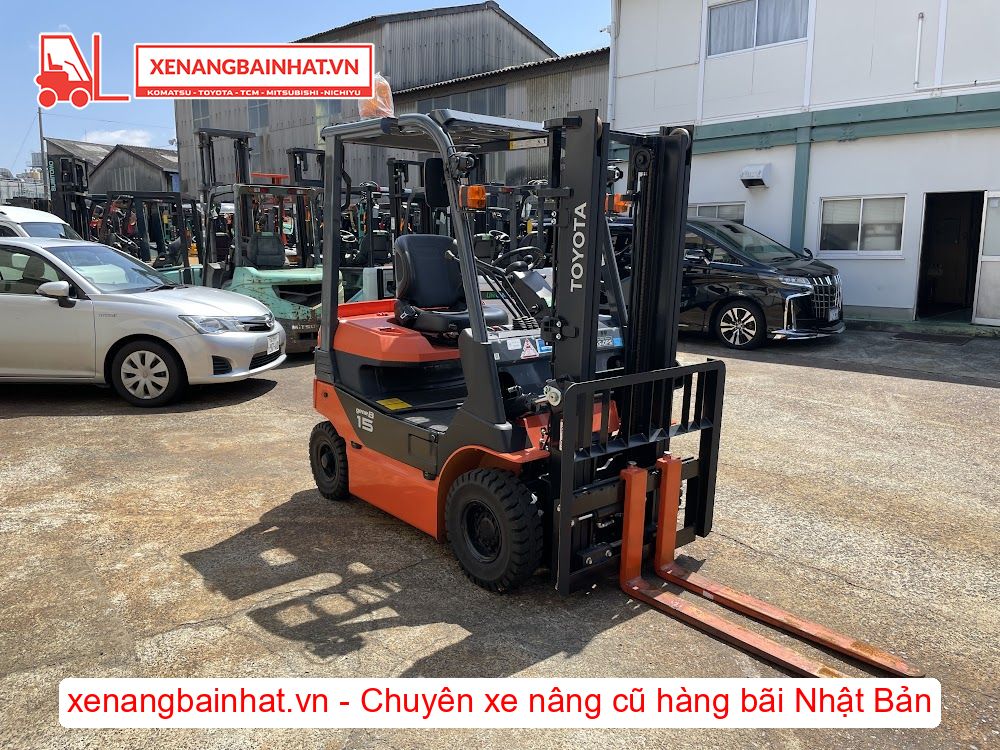 Xe nâng Điện 1.5 Tấn TOYOTA 8FB15 nâng cao 3m SX 2020