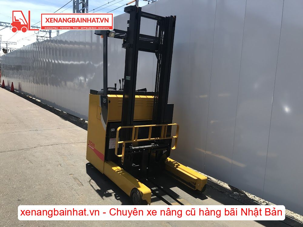 Xe nâng Điện 1.5 Tấn TCM FRHB15-8 nâng cao 4m SX 2010
