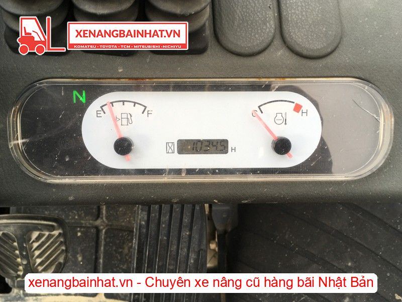 Xe nâng dầu 1.5 Tấn UNICARRIERS FD15T14 nâng cao 3m SX 2017