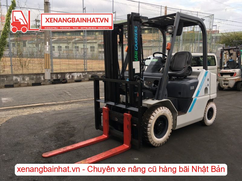 Xe nâng dầu 2.5 Tấn UNICARRIERS FD25T5M nâng cao 3m SX 2018