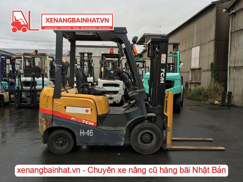 Xe nâng dầu 1.8 Tấn TCM FD18T13 nâng cao 3m SX 2013