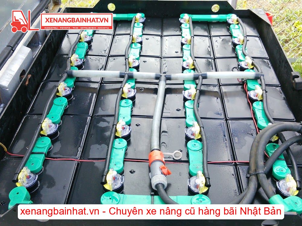 Xe nâng Điện 2 Tấn Nissan NP1B2L20 (FB20) nâng cao 3m SX 2007