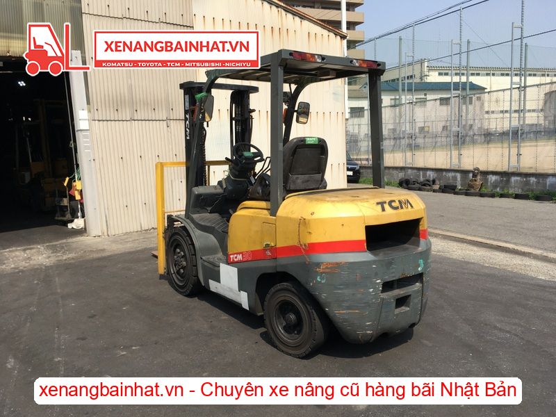 Xe nâng dầu 3 Tấn TCM FD30T3 nâng cao 3m SX 2005