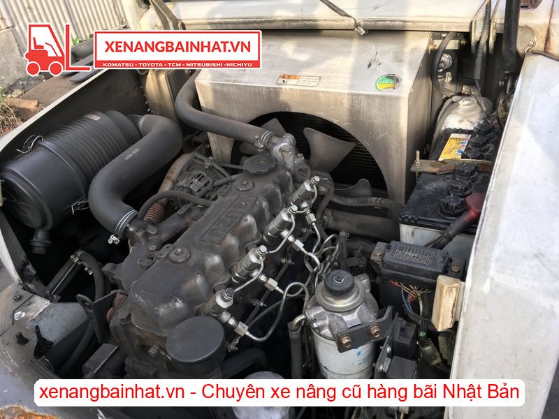 Xe nâng dầu 2 Tấn UNICARRIERS FD20T3Z nâng cao 4m SX 2015