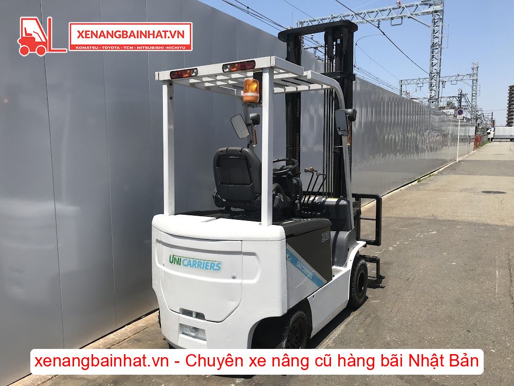 Xe nâng Điện 2.5 Tấn UNICARRIERS FB25-8 nâng cao 4.5m SX 2014