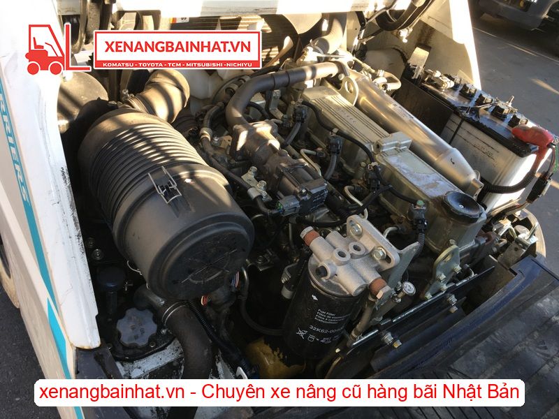 Xe nâng dầu 2.5 Tấn UNICARRIERS FD25T15M nâng cao 3m SX 2021
