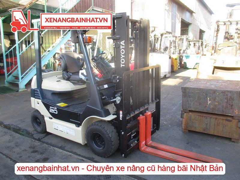 Xe nâng Điện 2 Tấn TOYOTA 8FB20 nâng cao 3m SX 2021