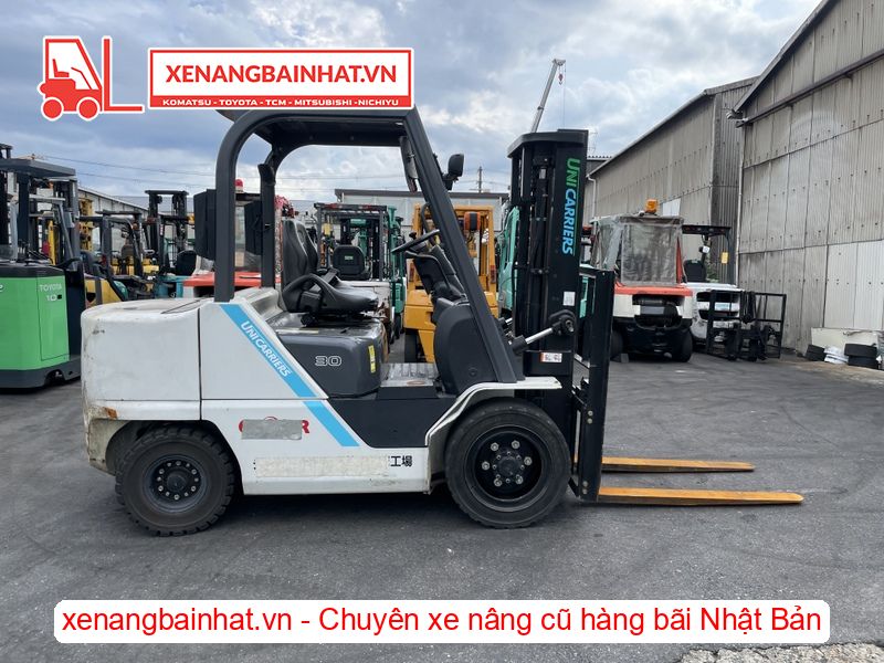 Xe nâng dầu 3 Tấn TCM FHD30T15 nâng cao 3m SX 2016