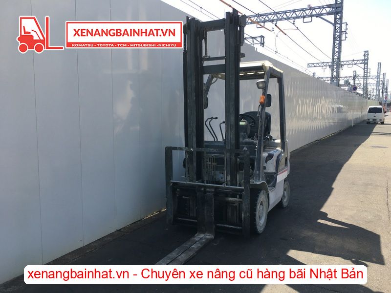 Xe nâng dầu 1.8 Tấn Nissan FL01A18 nâng cao 4m SX 2006