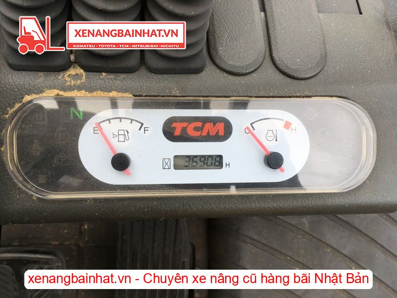 Xe nâng dầu 2.5 Tấn TCM FD25T13 nâng cao 3m SX 2012