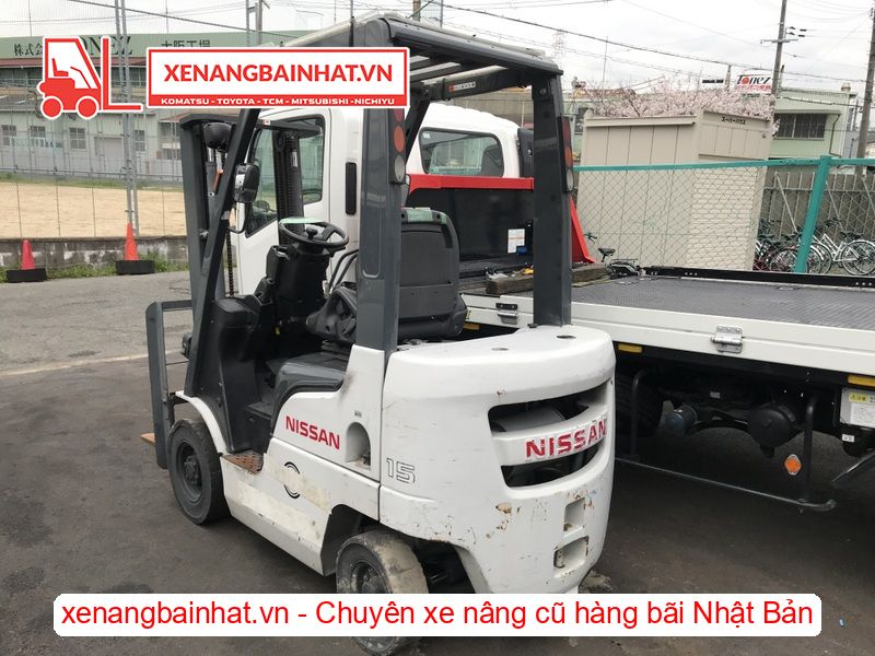 Xe nâng dầu 1.5 Tấn Nissan F1F1A15 nâng cao 3m SX 2012