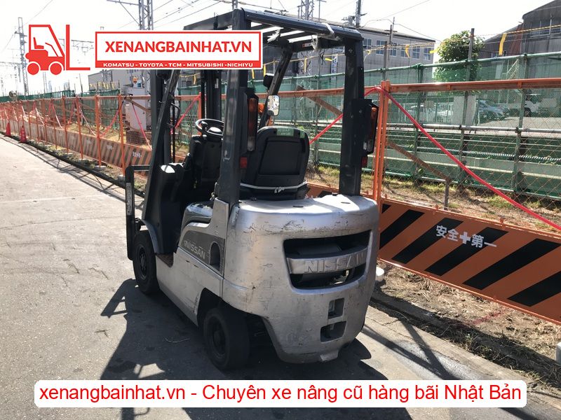 Xe nâng dầu 1.5 Tấn Nissan NF1F1A15 nâng cao 3m SX 2012