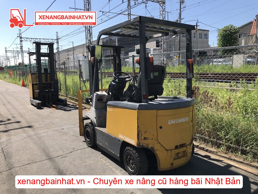 Xe nâng Điện 2 Tấn TCM FB20-8 nâng cao 3m SX 2013