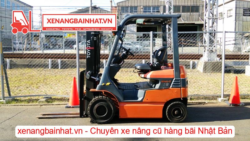 Xe nâng Điện 1.8 Tấn TOYOTA 7FB18 nâng cao 3m SX 2013