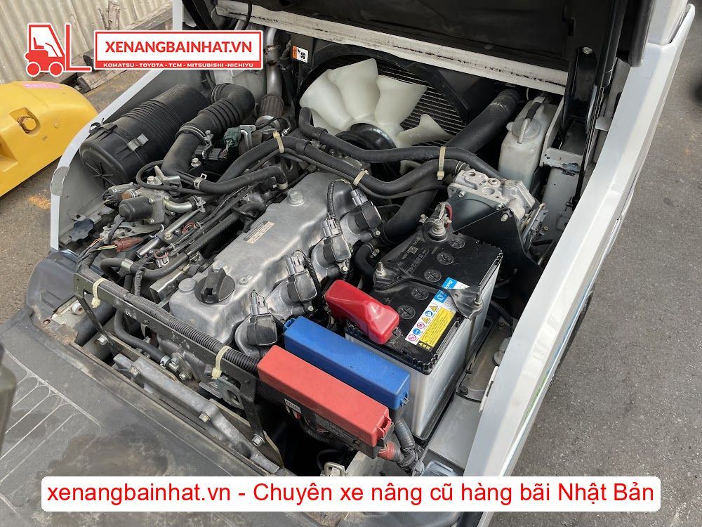 Xe nâng dầu 1.5 Tấn Nissan P1F1A15D nâng cao 3m SX 2014