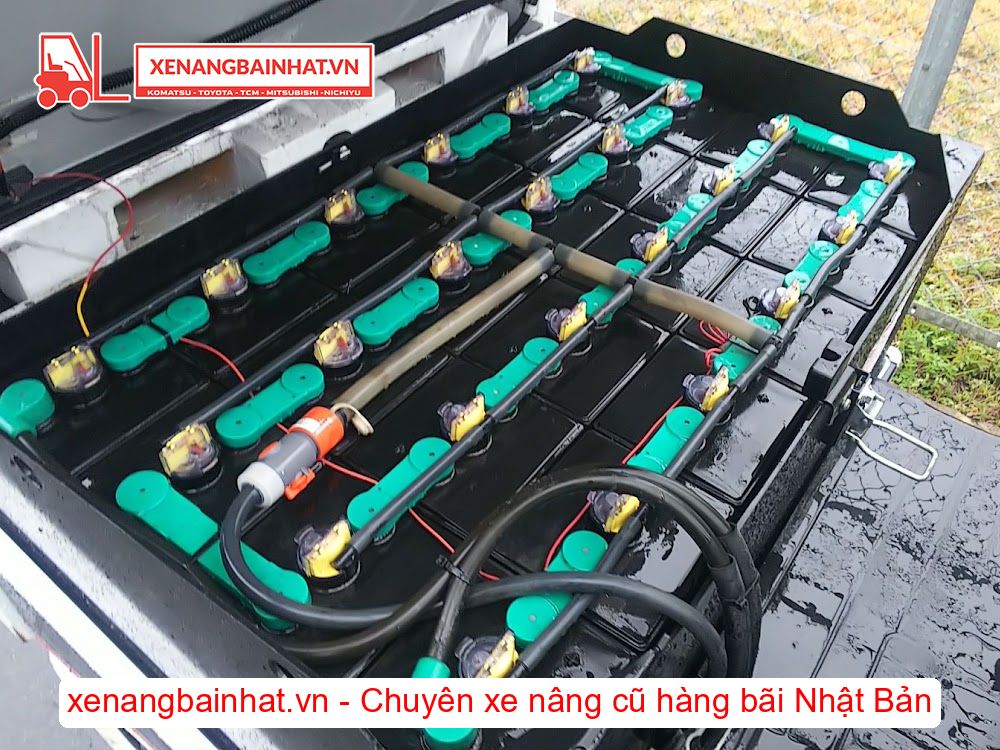 Xe nâng Điện 1.5 Tấn Nissan J1B1L15 (FB15) nâng cao 3m SX 2011