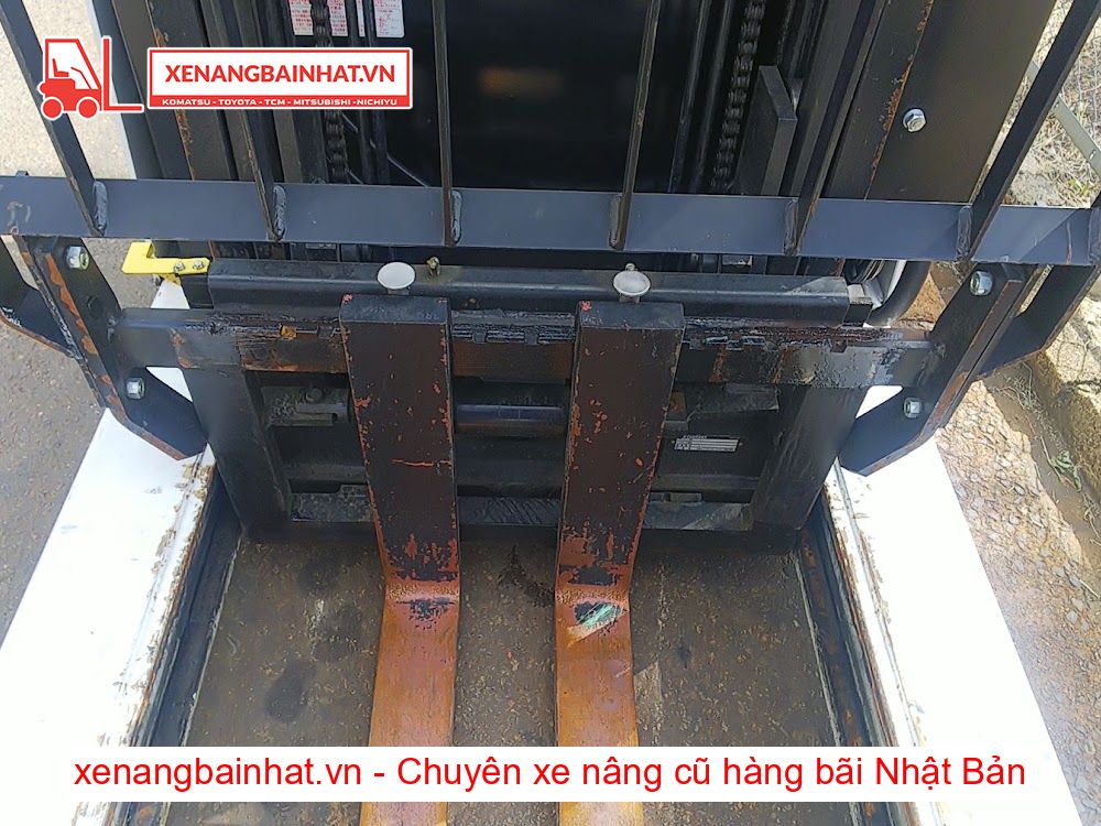 Xe nâng Điện 1.8 Tấn UNICARRIERS 1R1F18 (FBR18) nâng cao 3m SX 2014