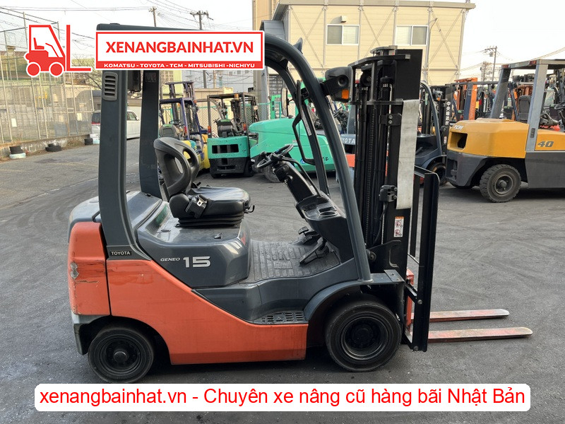 Xe nâng xăng Toyota 02-8FG15 1.5 Tấn, 3m-3 cũ hàng bãi Nhật
