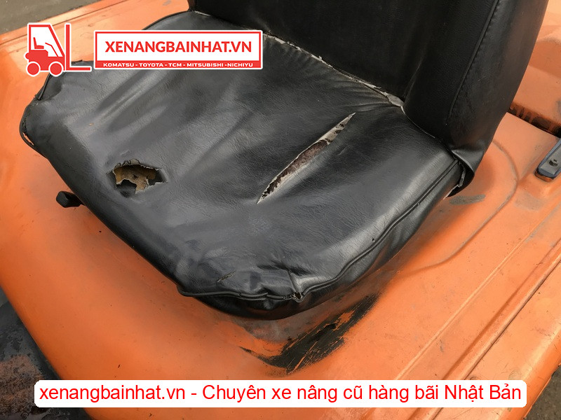 Xe nâng xăng Toyota 5FG30 3 Tấn, 3m-6 cũ hàng bãi Nhật