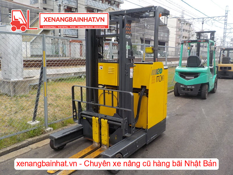 Xe nâng điện 2 tấn đứng lái Komatsu FB20RN-4