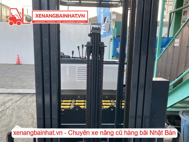 75-Xe nâng điện đứng lái NICHIYU FBRMW18-80 1.8 Tấn, 6m khung 3 tầng