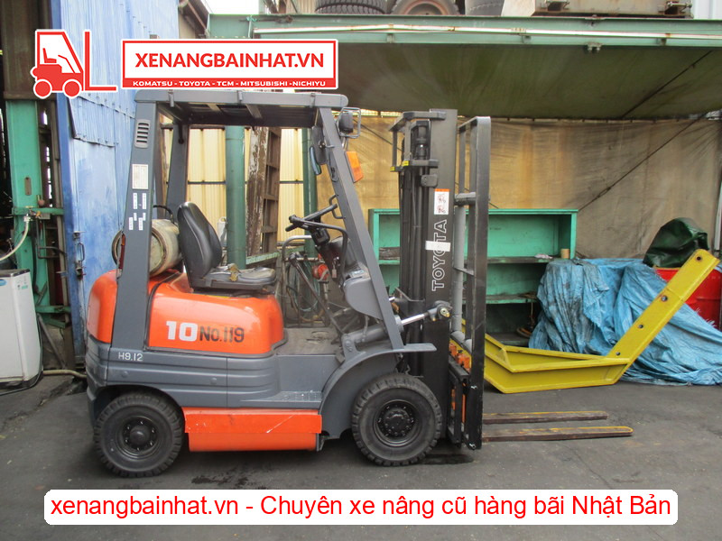 Xe nâng xăng Toyota 6FG10 1 Tấn, 3m-3 cũ hàng bãi Nhật