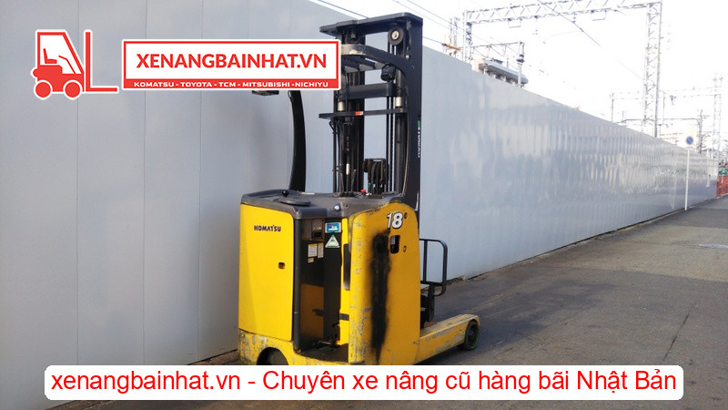 hệ thống đèn trên xe nâng điện đứng lái 1.8 tấn Komatsu FB18RL-14 